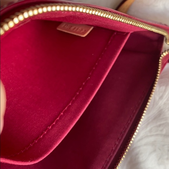 Louis Vuitton fuchsia Hand Bag - Picture 4 of 6